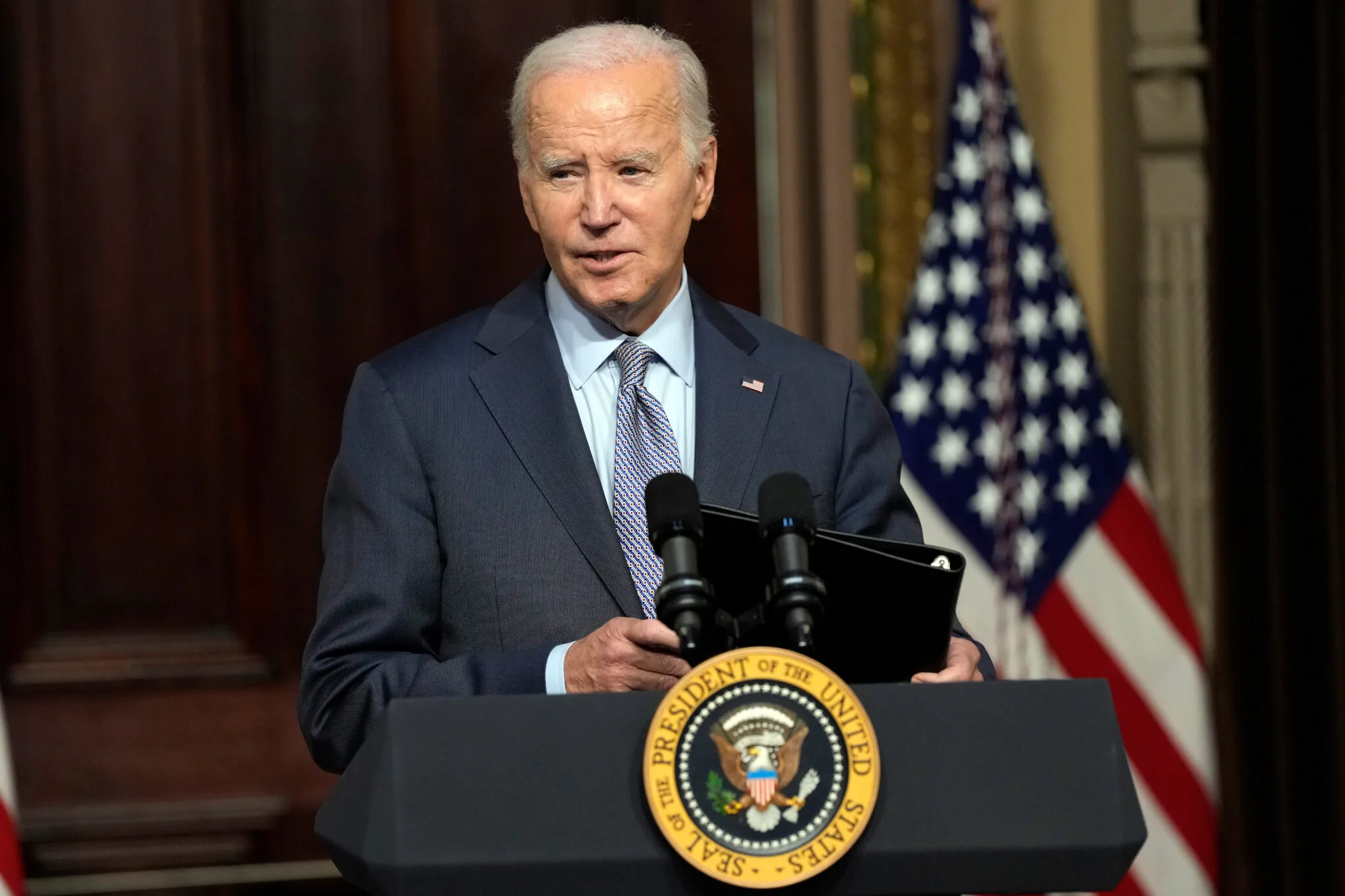 Biden moves to ban all junk fees and hidden charges for Pennsylvanians