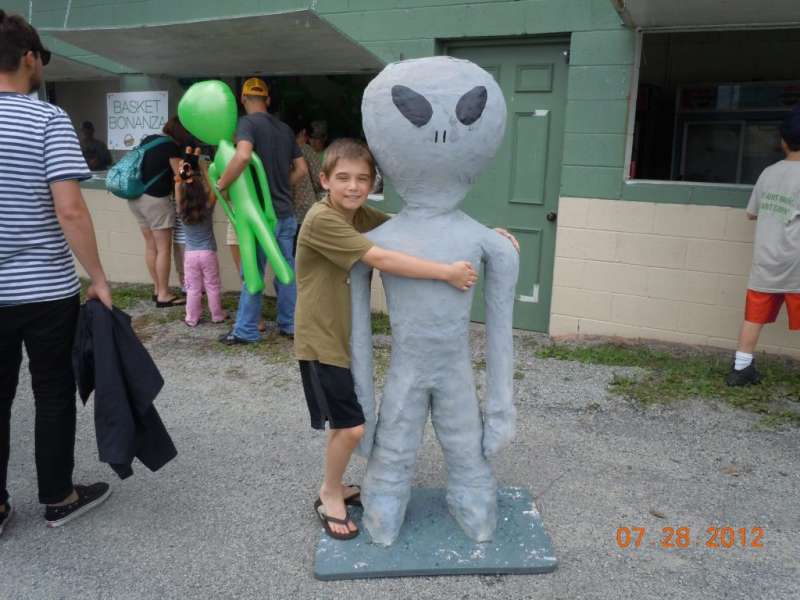 This weekend in Pa.: Celebrate UFO sightings, pickles, and horses