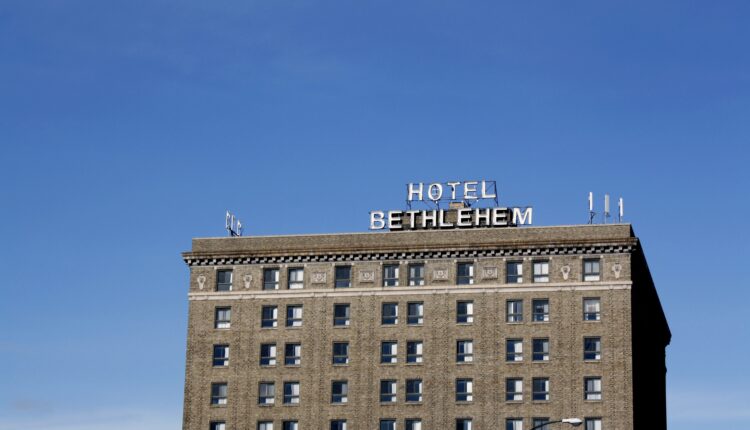 6 haunted hotels in PA where you can spend the night