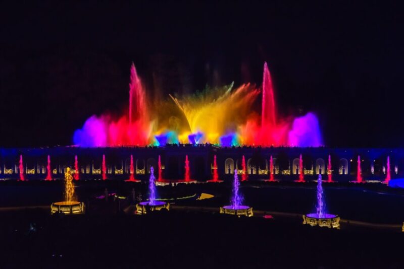 10 dazzling holiday light displays in Philadelphia