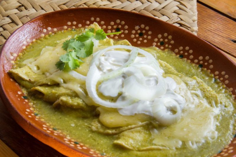 enchiladas in green sauce