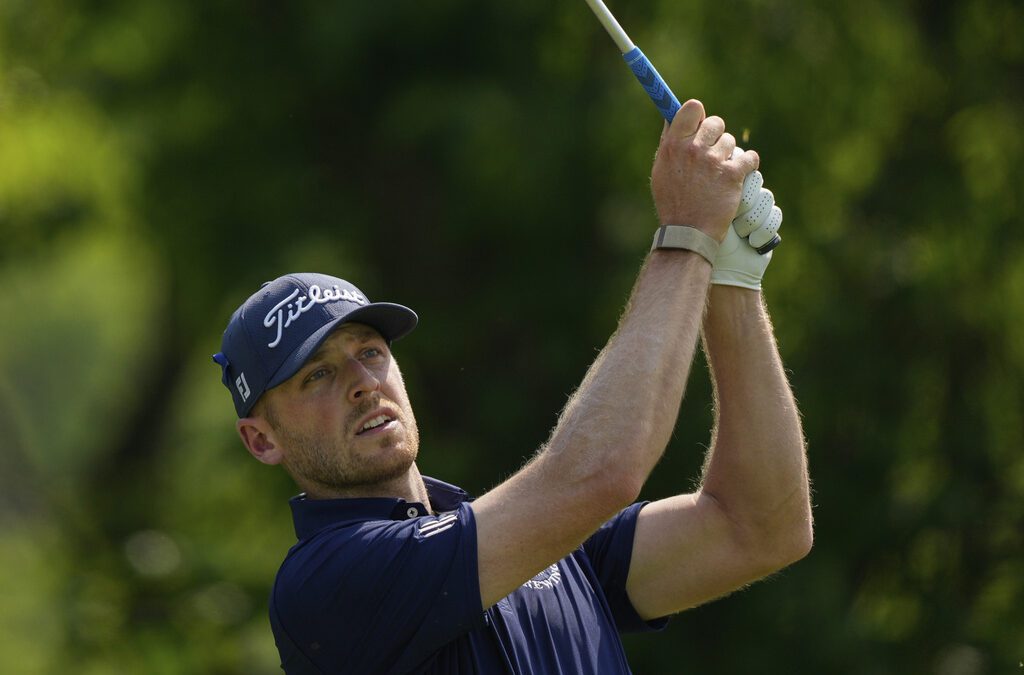 Full-time dentist, part-time amateur Matt Vogt’s US Open homecoming ends with a kick in the teeth