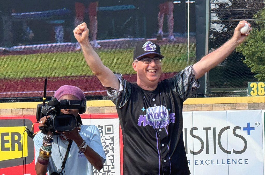 John Oliver’s Erie Moon Mammoths debut in front of a record crowd