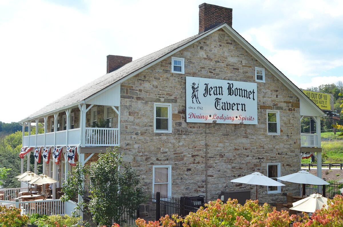 Cheers to 10 of the oldest bars in Pennsylvania