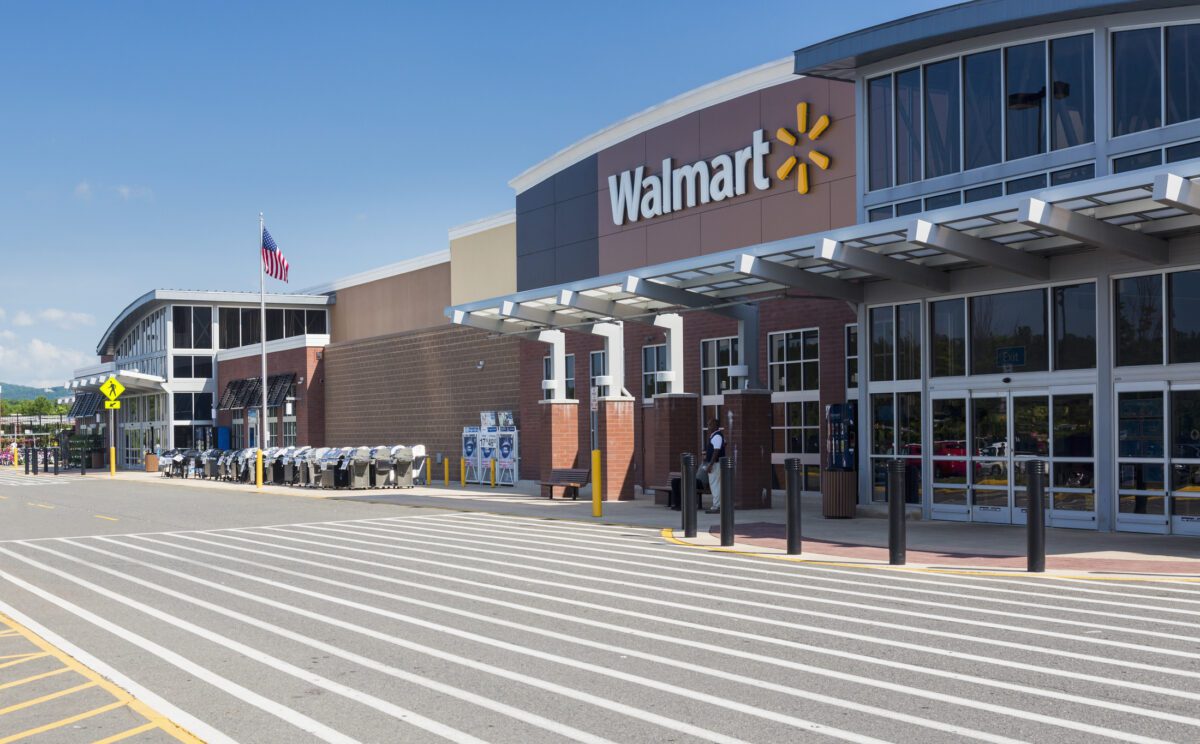 Entrance to large Walmart food supermarket or superstore in Haymarket, Virginia, USA Entrance to large Walmart food supermarket or superstore in Haymarket, Virginia, USA