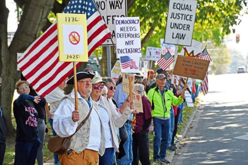 About 400 residents lined sidewalks at Fisher Veterans' Memorial Park in Lebanon during the Oct. 18 No Kings Day Protest. Organizers called on U.S. Rep. Dan Meuser to meet in-person with his constituents and for lawmakers to hold the Trump administration accountable.