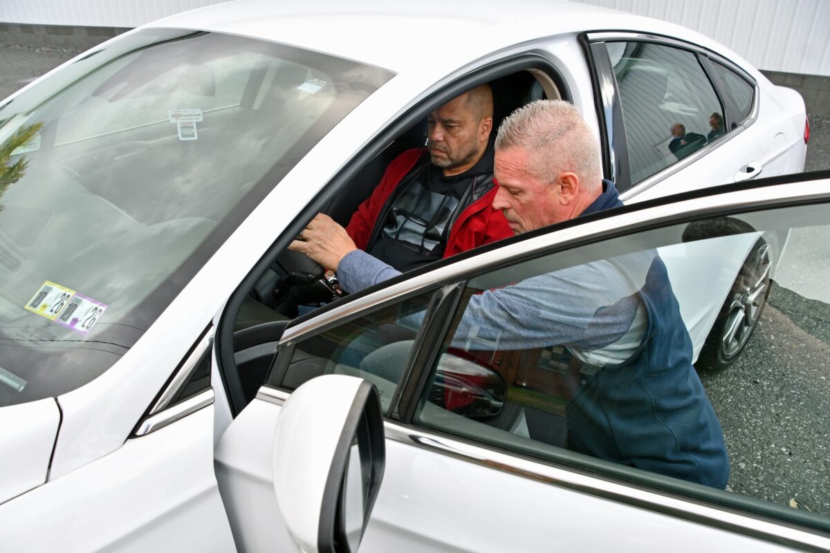 US Army veteran gifted free car through Lebanon body shop, nonprofit organization