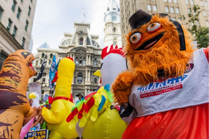No Kings. Philadelphia "No Kings" attendee dressed in a Gritty costume.