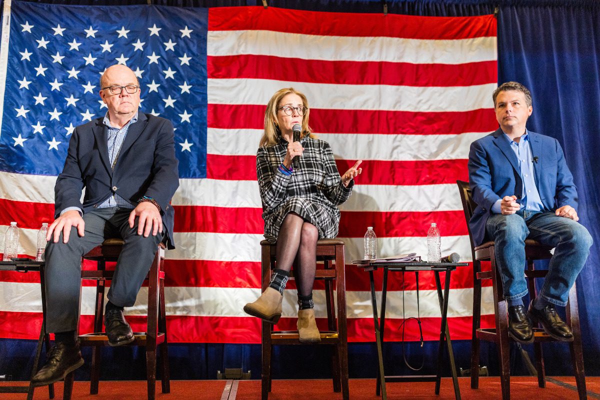 Lawmakers, constituents call out Pa. congressman’s stock trading at town hall Lawmakers, constituents call out Pa. congressman’s stock trading at town hall