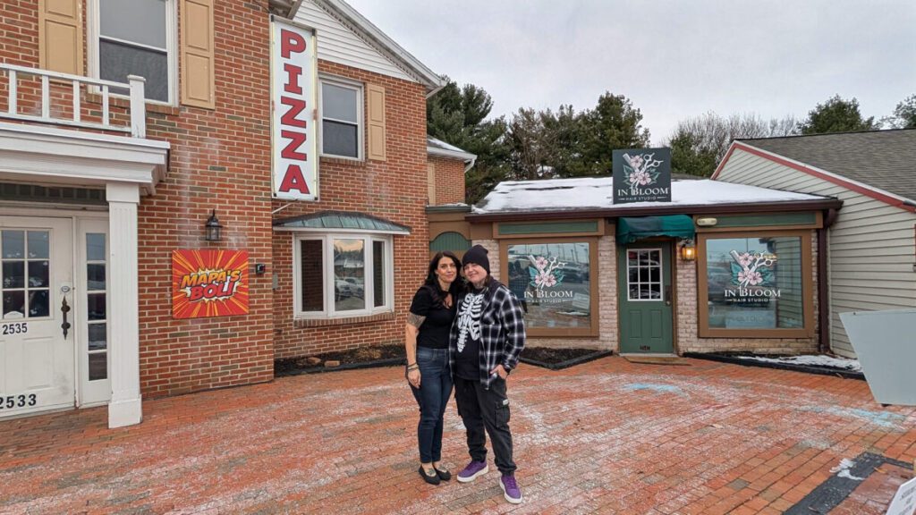 This York County couple opened a side-by-side salon and pizza shop