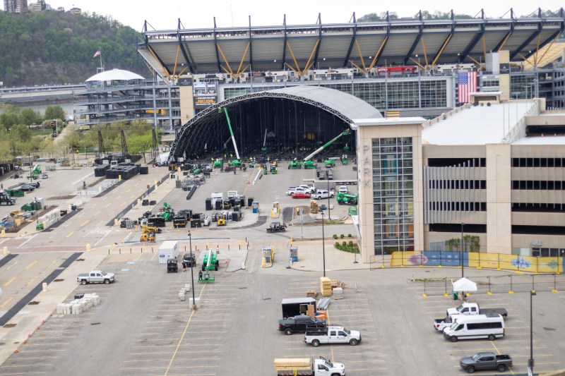 This weekend in Pennsylvania: NFL Draft, calf cuddling, and more