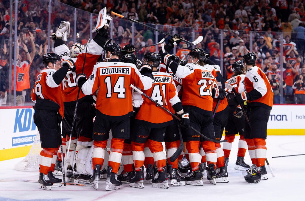 Playoff party time in Philadelphia! Flyers, fans rejoice at long-awaited return to postseason