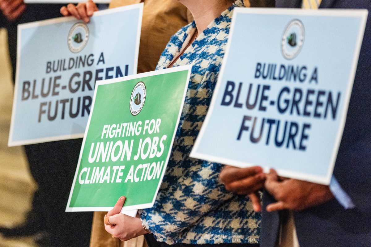 Blue-Green Caucus touts clean energy bills alongside unions and environmental groups