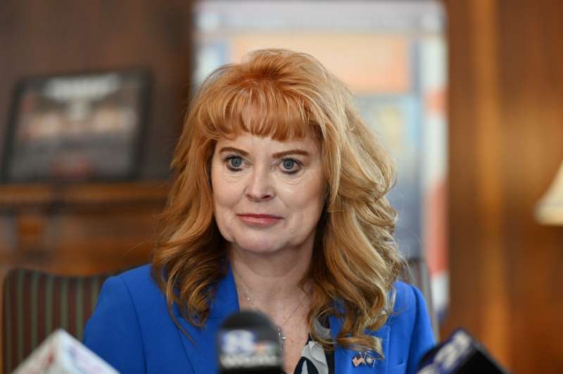 Stacy Garrity, right-to-work,